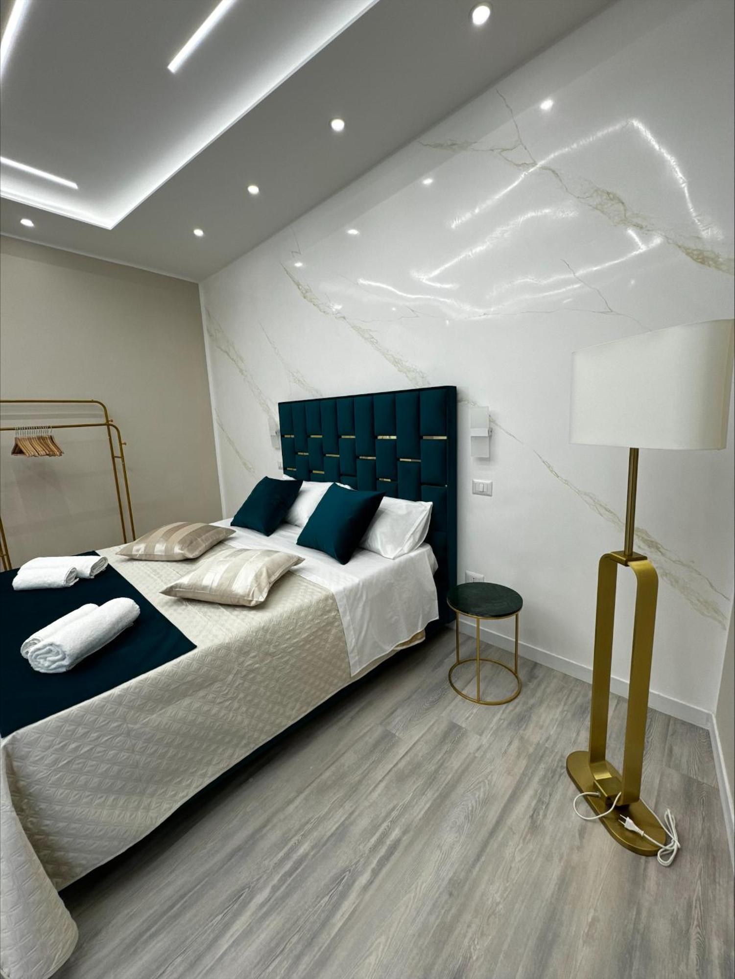 Matthias Luxury House Hotel Catania Exterior photo